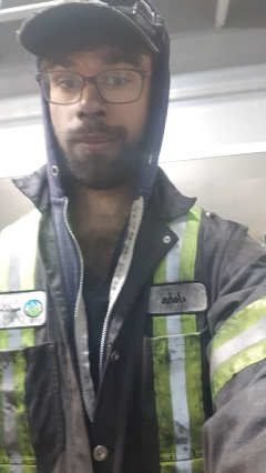 JS working kit selfie